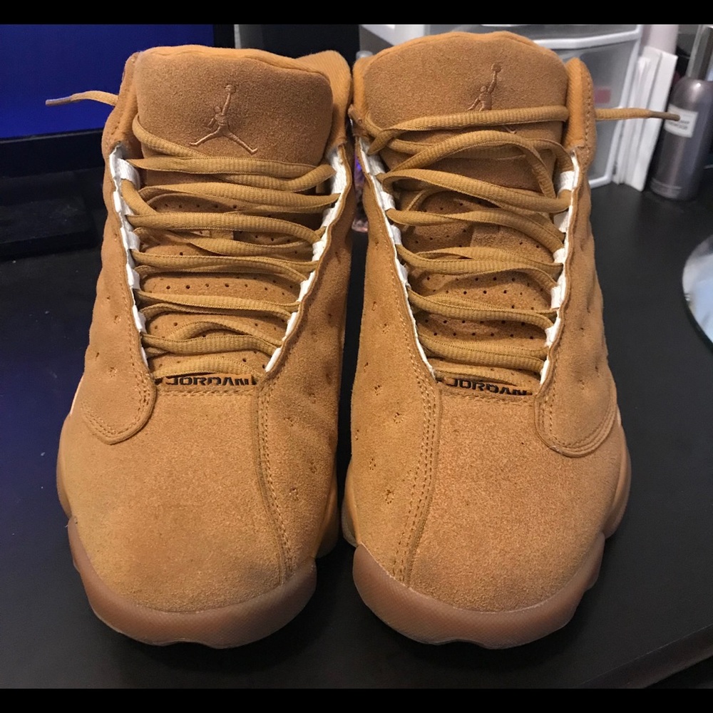 Jordan 13 wheat. Size 8.5 in men’s